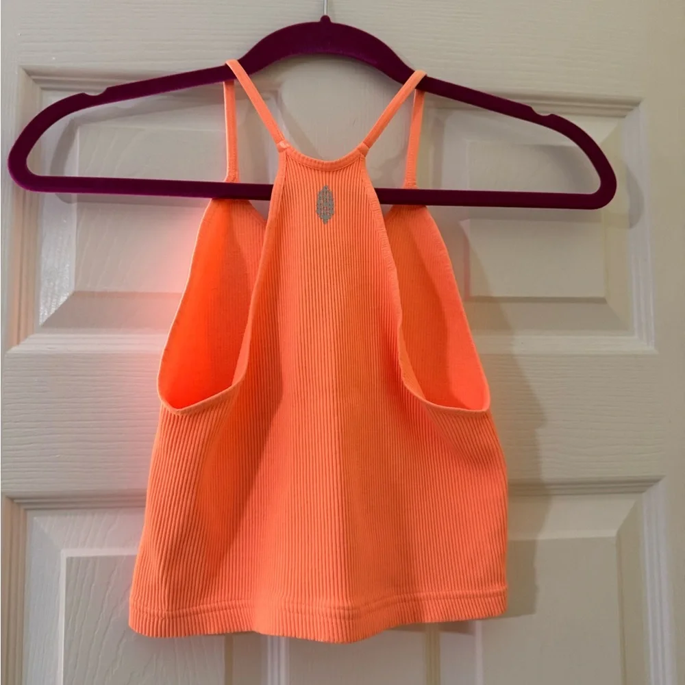 NWT Free People Movement Crop Run Tank in Peach Horizon Size Medium/Large